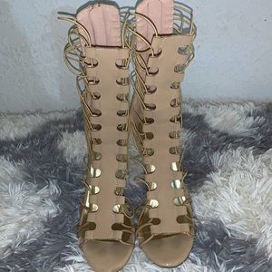 Speed Limit 98 heels size 6 1/2